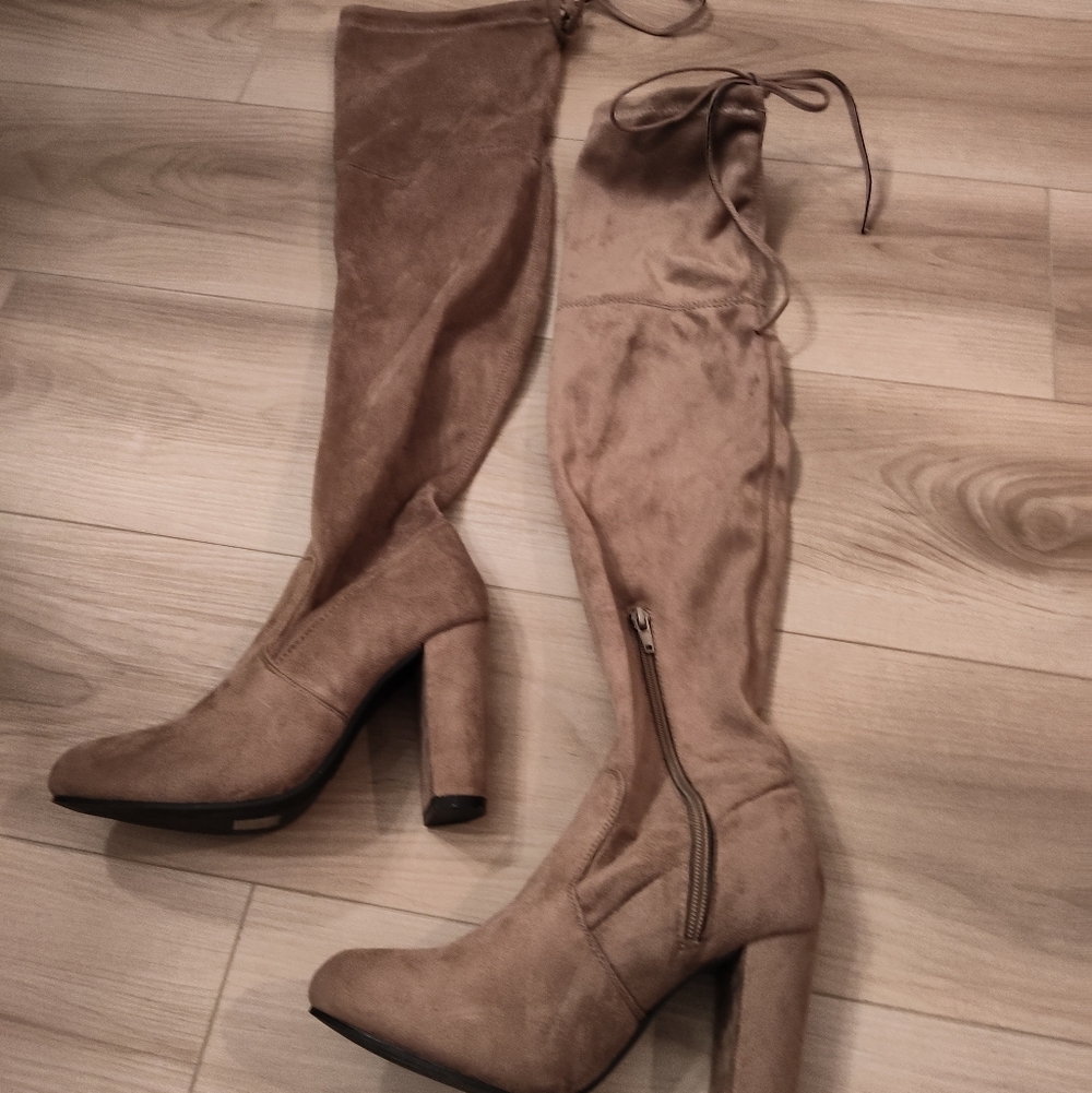 Boohoo Suede Tan Heeled Boots